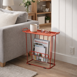 MAZE Side Table Minnie Mae Red
