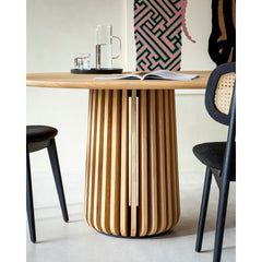 VINCENT SHEPPARD Round Dining Table Maru