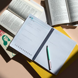 PAPIER TIGRE Reading Journal