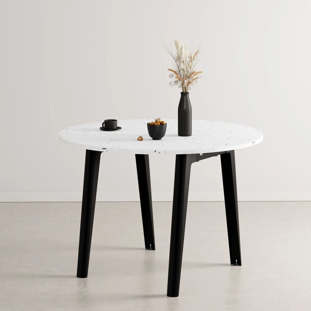 TIPTOE Round Dining Table New Modern Recycled Plastic Steel Legs ø108cm